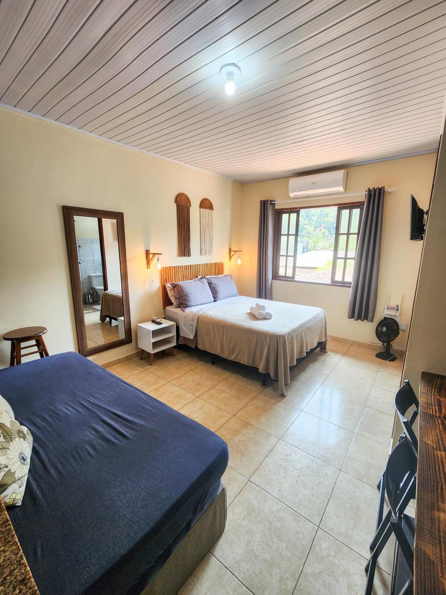 Explorer Tours - Loft Com Cozinha Centro Abraao エクステリア 写真